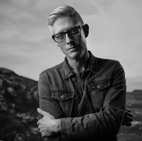 Matt Maher Leaning